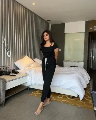 Call Girls Daulatabad Cash On Delivery