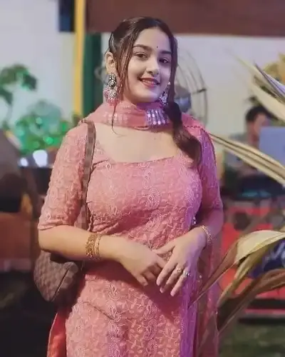 Call Girls Daulatabad Cash On Delivery